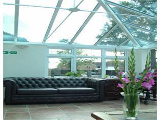 Gatwick House Hotel Horley Exterior foto